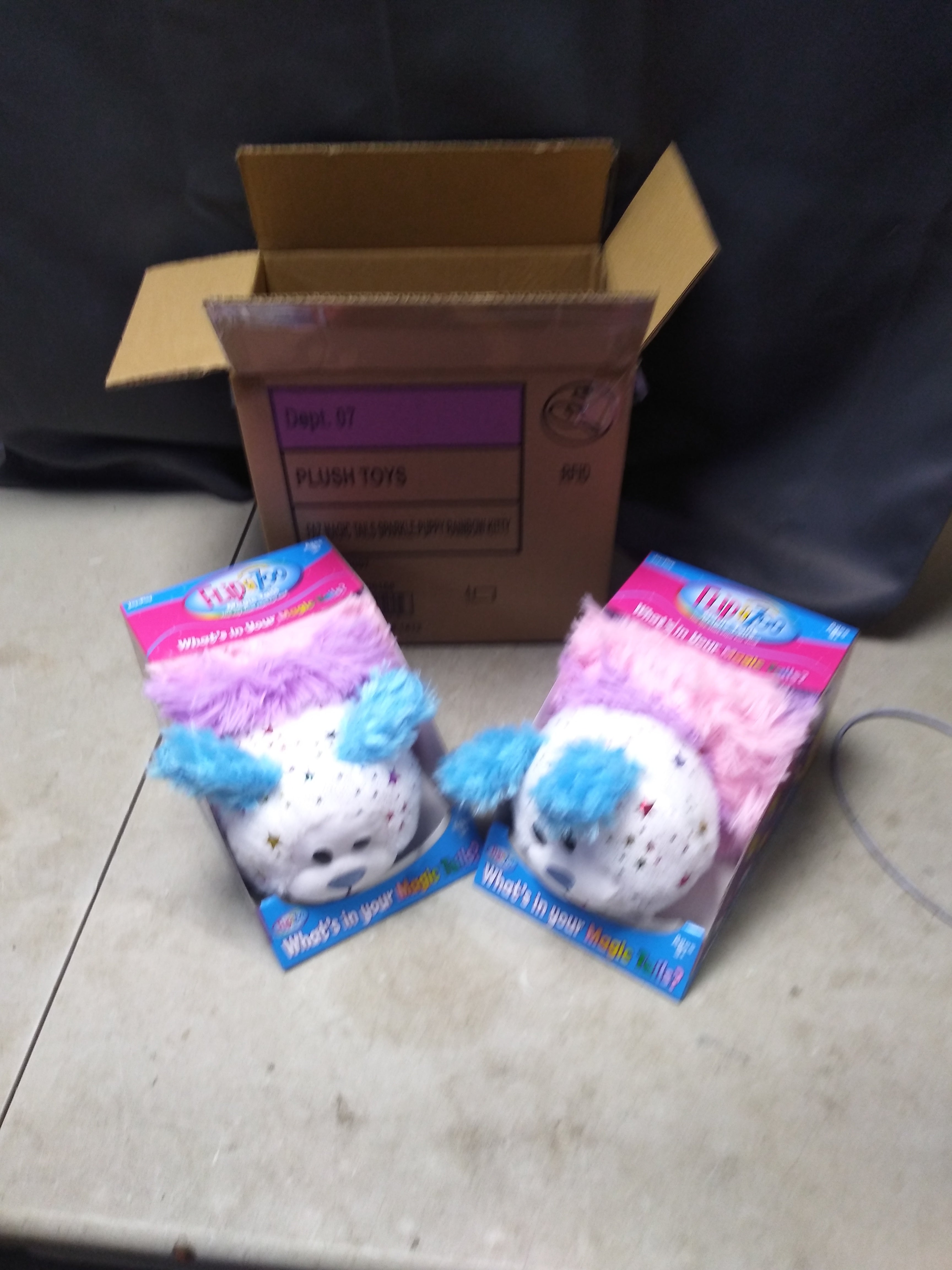 Magic Tails Lot of 2 Rainbow Kitty /Sparkle Puppy